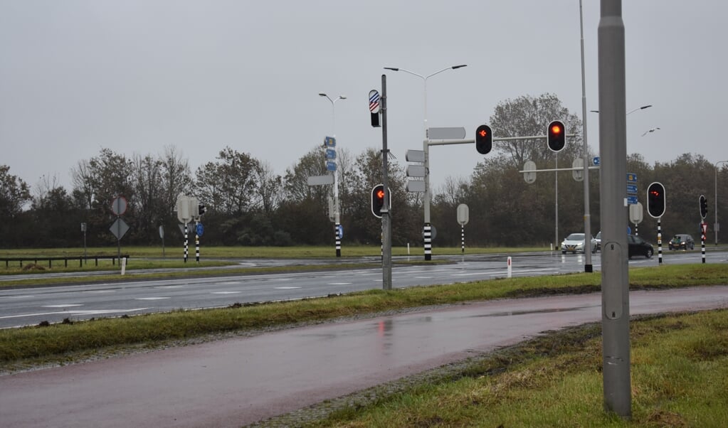 Het beruchte kruispunt bij Goedereede (Foto: Adri van der Laan).