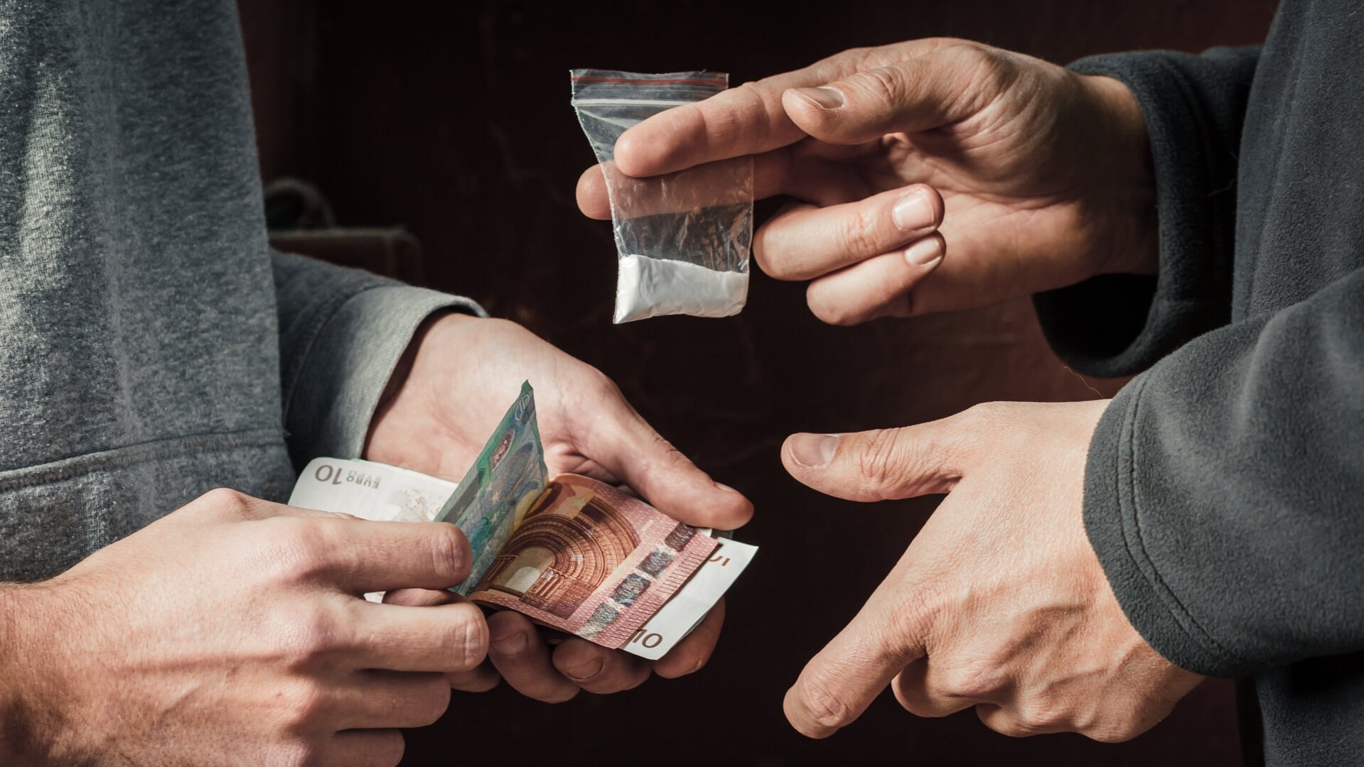 Het drugsteam richt zich met name op het verdienmodel in de ondermijning, zoals de handel in verdovende middelen. (Foto: Shutterstock)