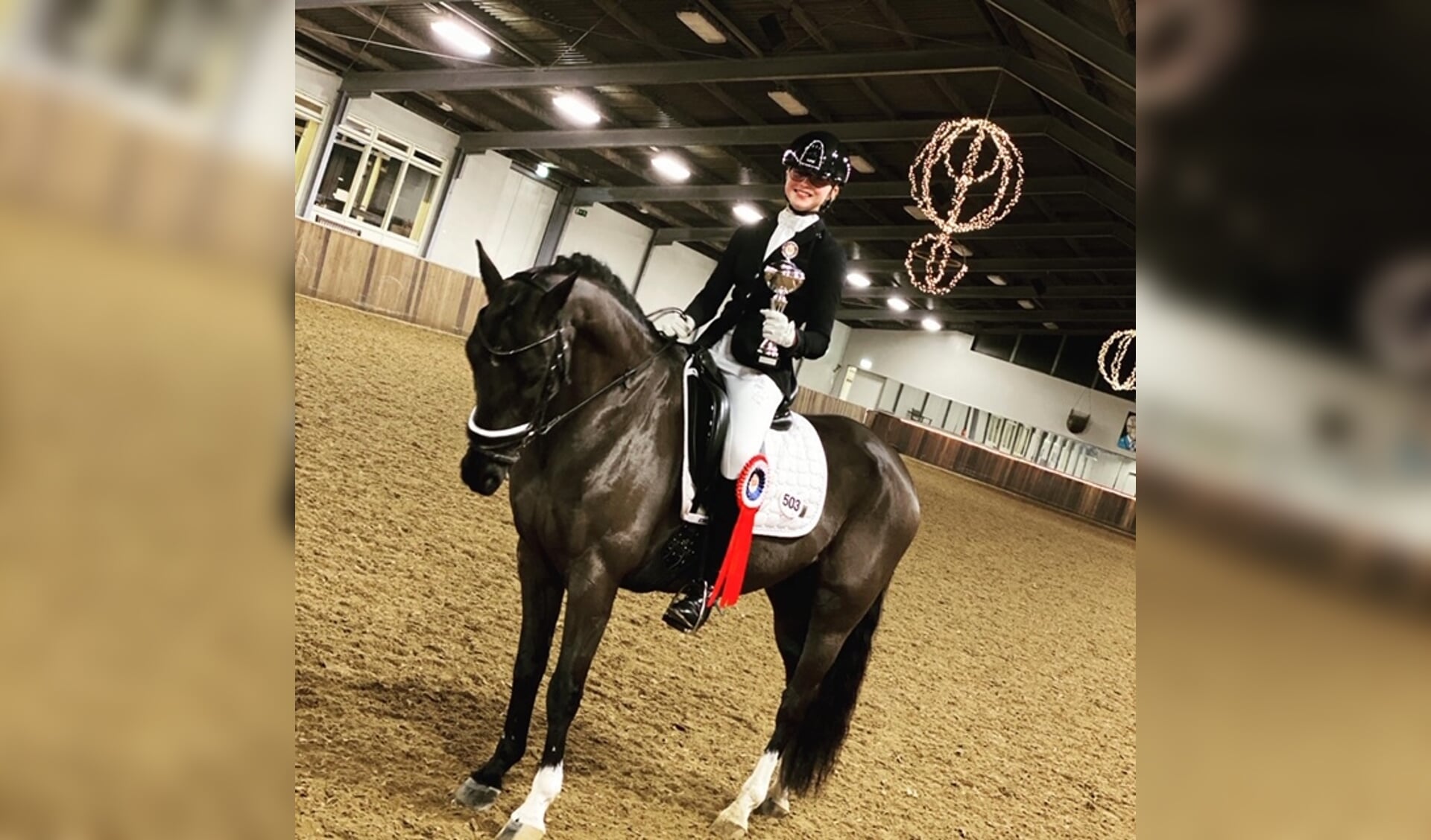 Tessa Noteboom en haar pony Cieron hebben zich geplaatst voor de landelijke KNHS-kampioenschappen op zaterdag 7 maart a.s. (foto: Sabina Noteboom)