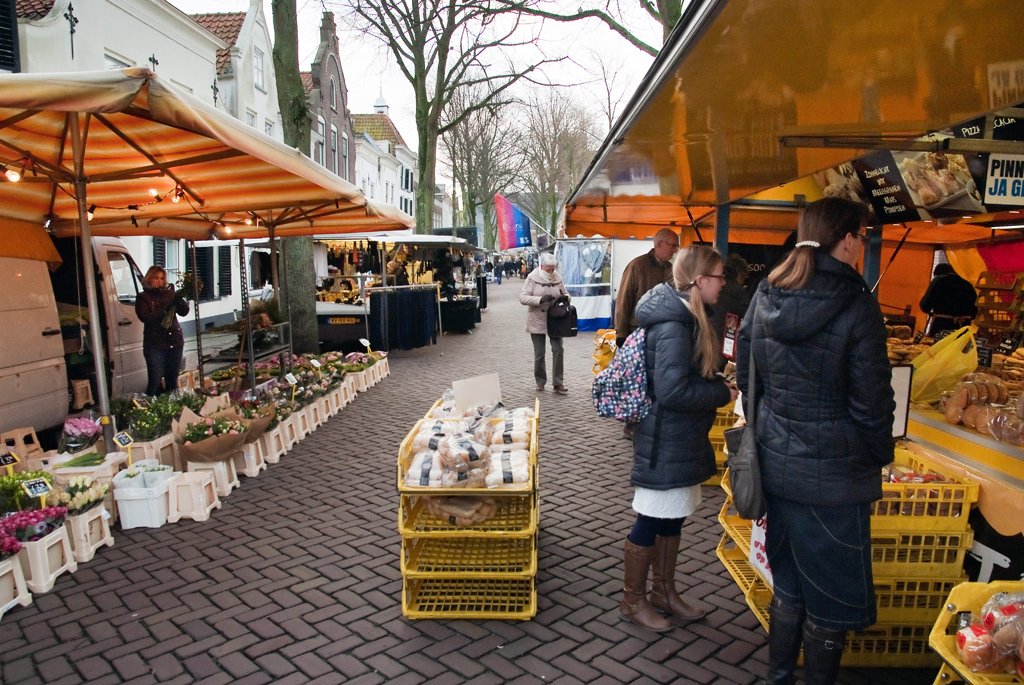Archieffoto van de markt in Sommelsdijk.