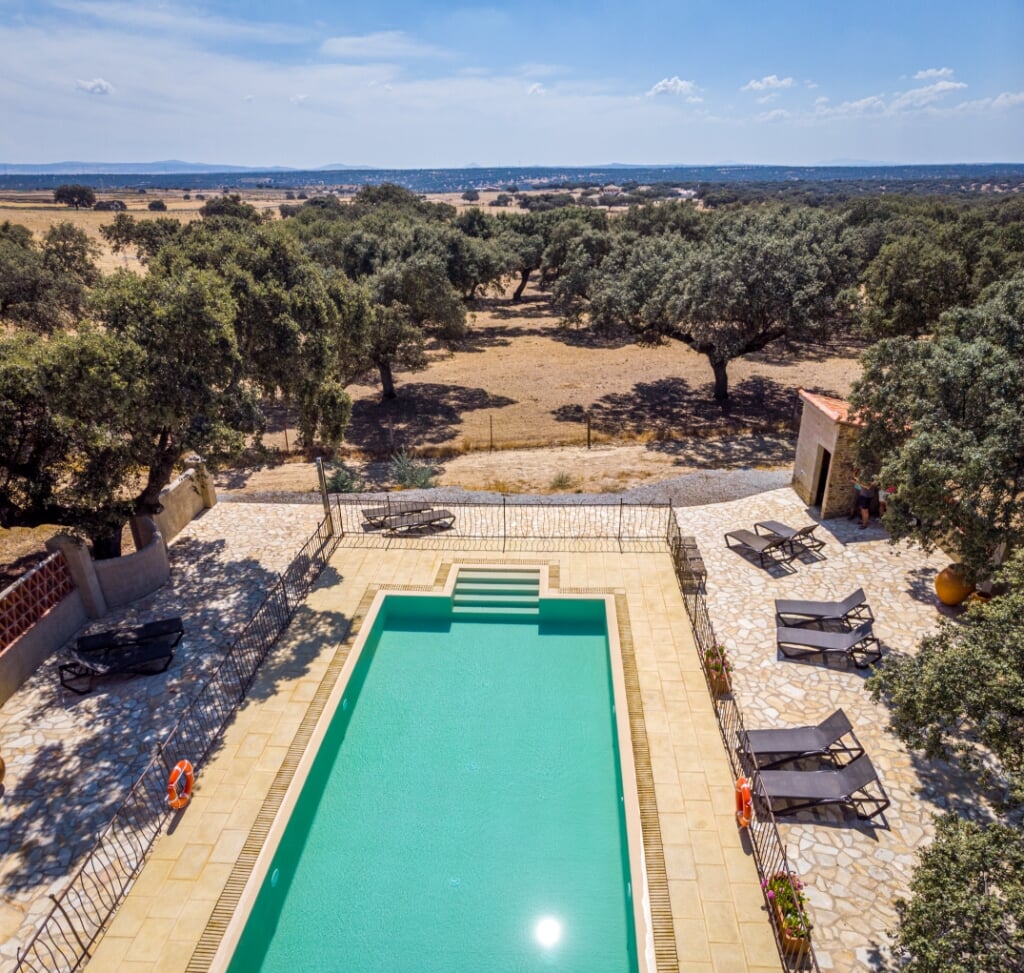 Het zwembad op het park Extremadura. Foto: Adri van Oudenaarden.