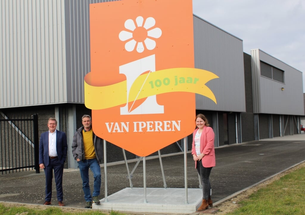 Van links naar rechts Dirk Bakker, Jan van Vugt, Annemiek Uitenbroek-Buth (Foto: Mirjam Terhoeve).