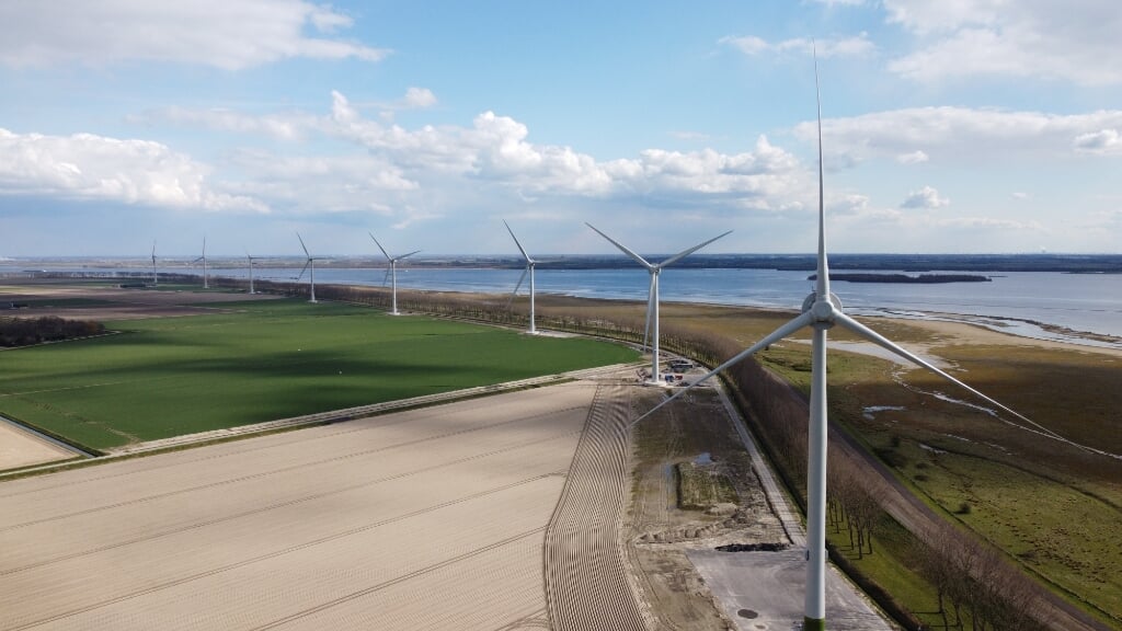 Windpark Oostflakkee (Foto: Hans van Belzen).