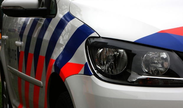 Politie vindt meisje in berm richting Marken.
