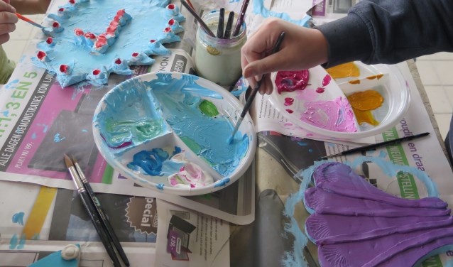 Wie weet ontdekken kinderen wel een leuke nieuwe creatieve hobby.