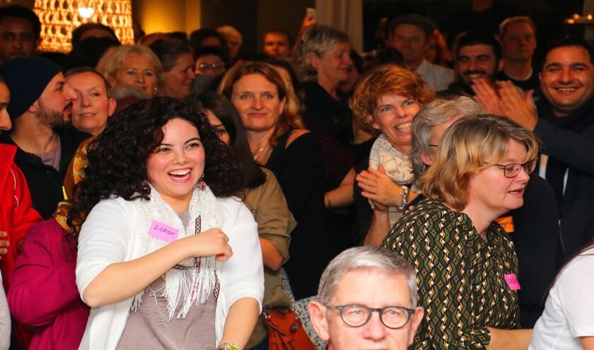 Met Fiolet taalschool organiseerde Op Roet de Avonden van Ontmoetingen.