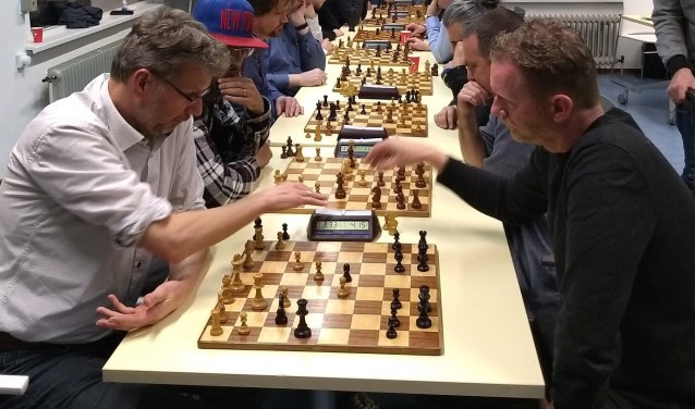Concentratie tijdens een pot schaken.