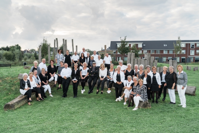 Leden van het koor Singing Surrender.