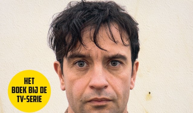 Jeroen Spitzenberger speelt de hoofdrol in de serie.