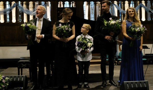 Jaap Kooi, Sterre Kooi, David Kooi,Frank Keizer en Daisy Correia.