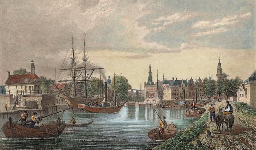 'Alkmaar Kanaalzijde': gezicht op de Bierkade, met de Accijnstoren op de achtergrond.