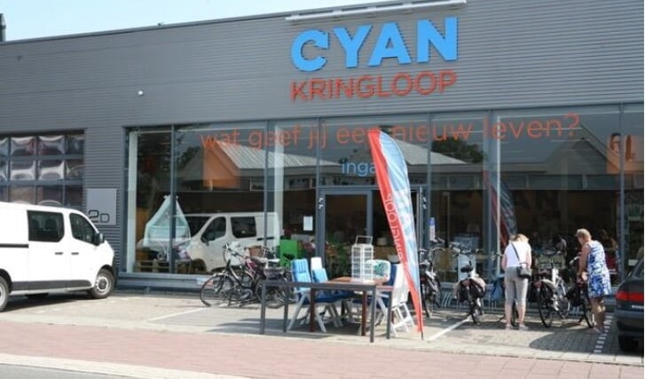 CYAN Kringloop feestelijke 'Shopping Night & Vintage Veiling'.