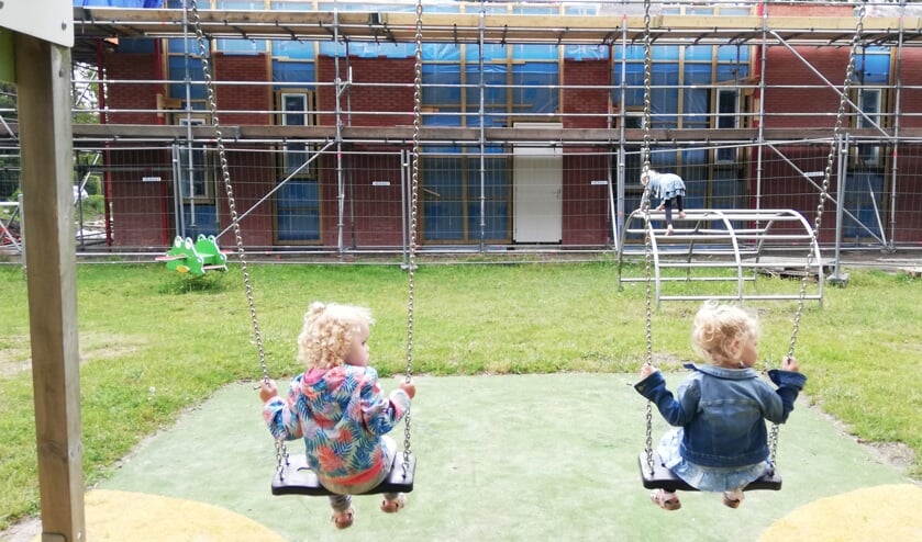 Peuters op bezoek bij nieuwe locatie