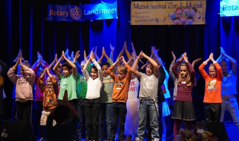 De schoolkinderen leverden een belangrijke bijdrage aan het succes.