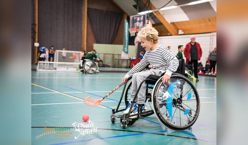 Rolstoelhockey is een populaire clinic.