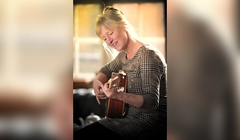Ga voor een muzikale basis met docente Nienke Staal.