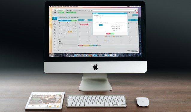 Hulp over computers is te krijgen tijdens de bijeenkomsten van CVB.