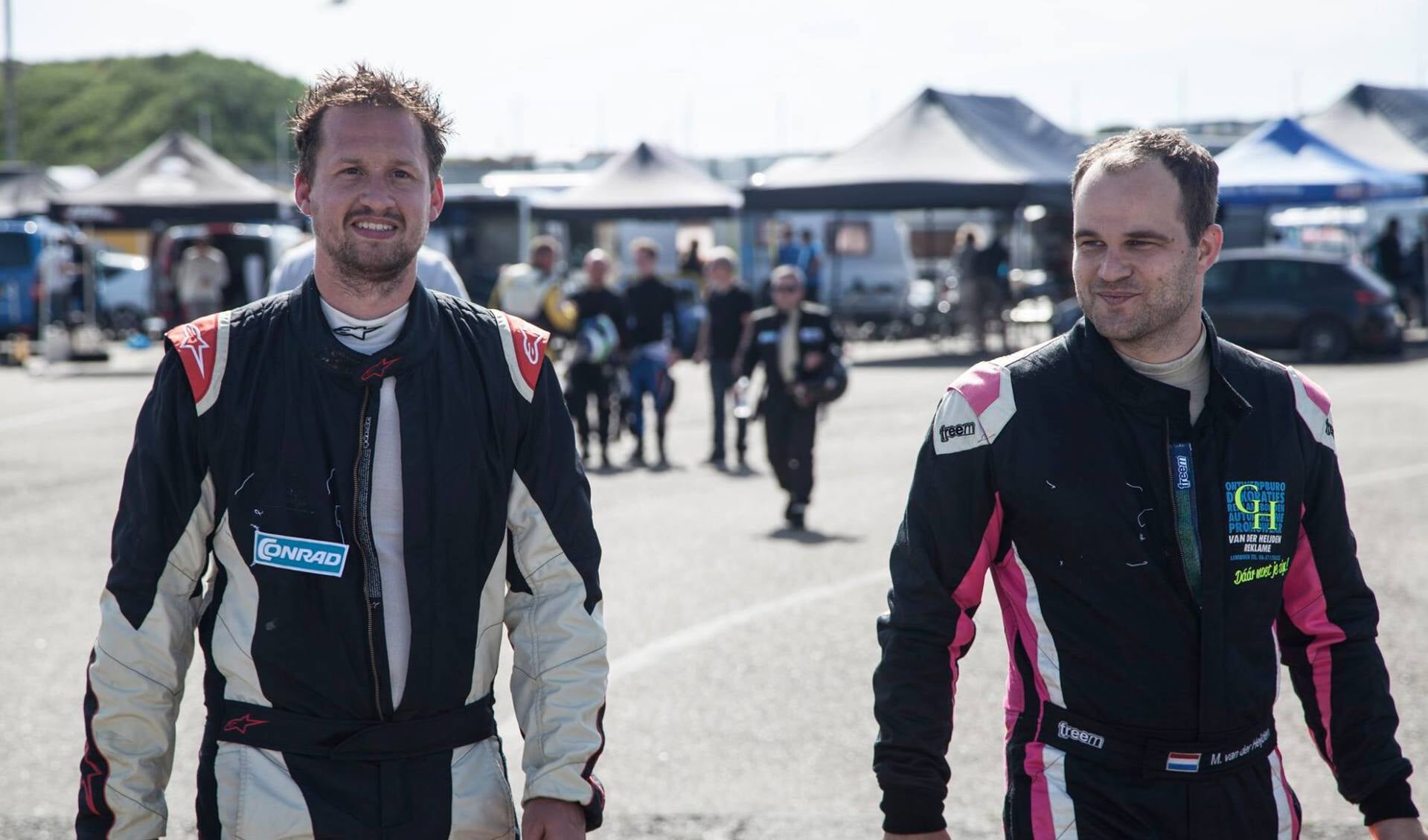 Beverwijker Niels Quist en IJmuidenaar Michael van der Heijden winnaars van de Mazda MX5 Cup. 