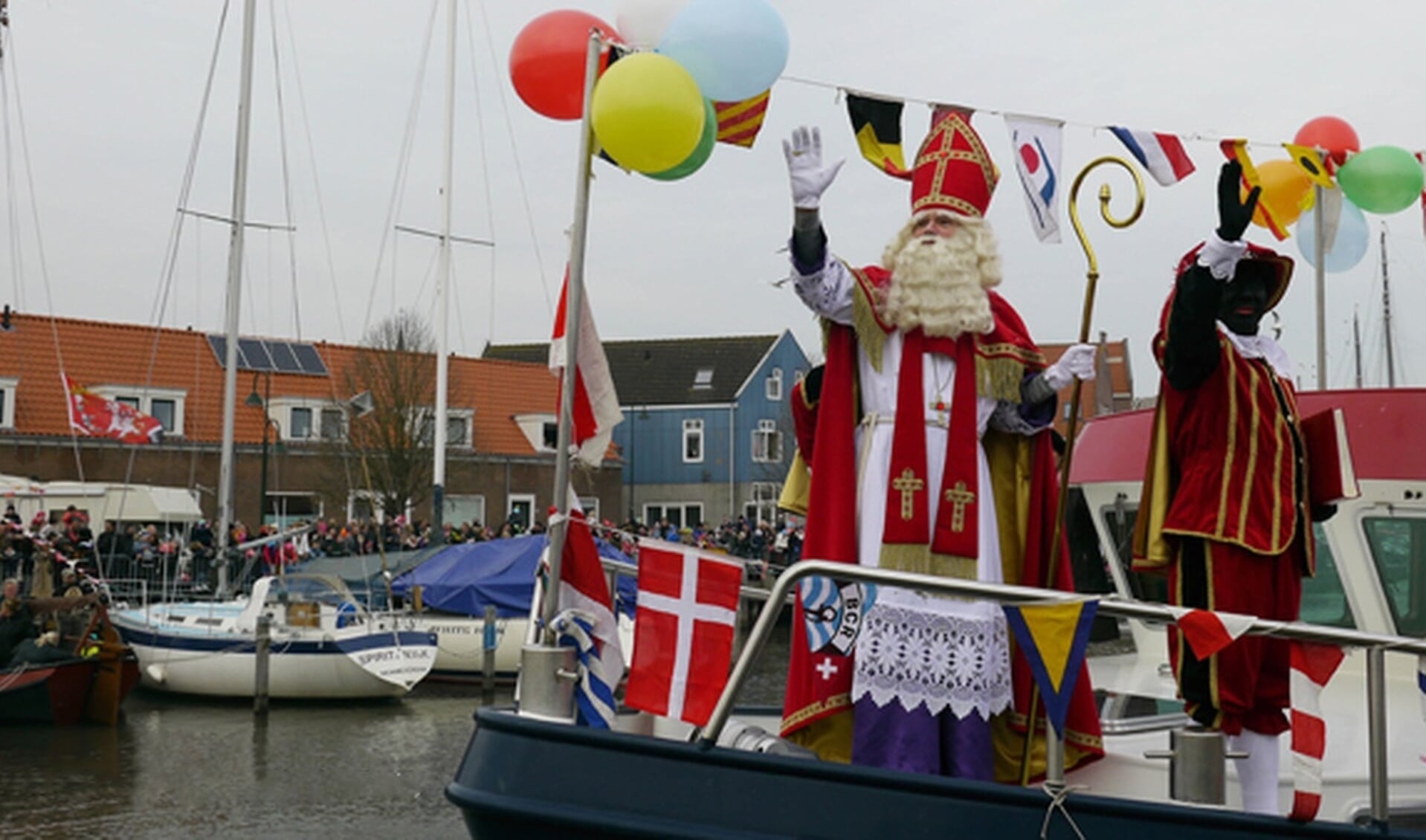 Sinterklaas is alweer onderweg naar Nederland. 