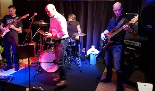 Brand new Men Band.