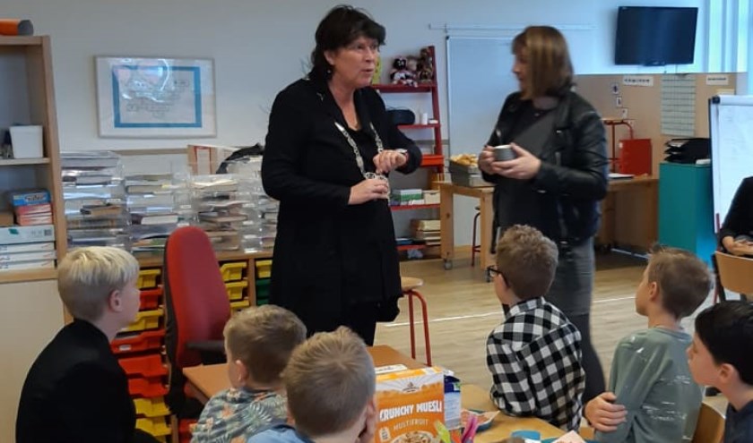 Hoog bezoek op Daltonschool de Branding