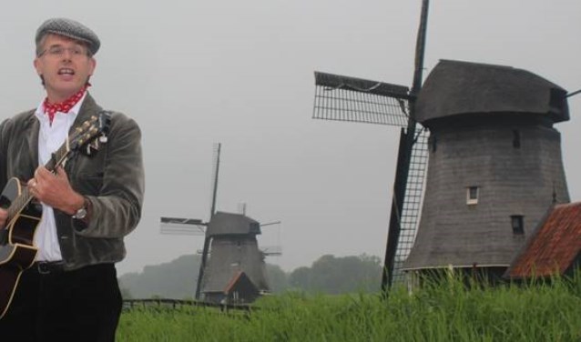 Kees Kaas speelt 'Liedjes voor Later' in de Twuijvermolen.