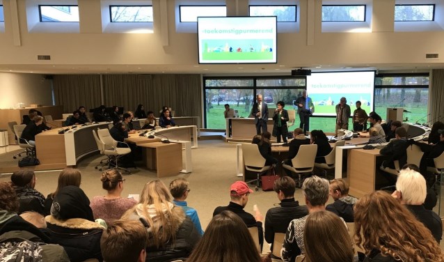 Leerlingen van SG Nelson Mandela presenteerden hun plannen voor toekomstig Purmerend