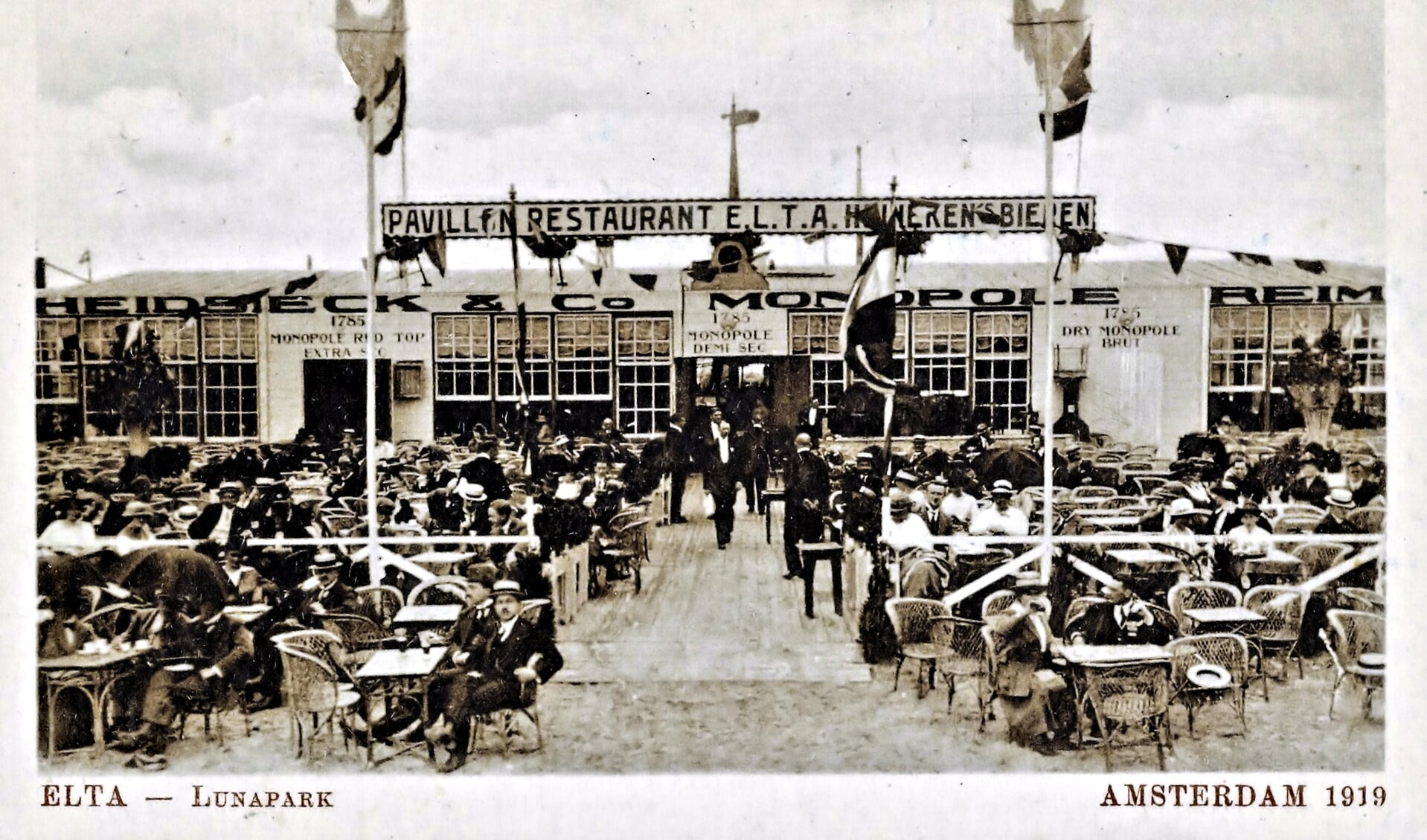 Het ELTA 'pavillon' in 1919 ligt precies op de plaats waar nu de Ceuvel is. 
