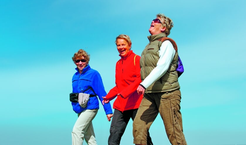 Gezellig samen wandelen in de vrije natuur.