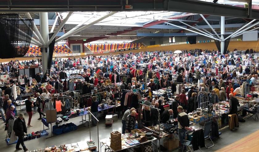 Rommelmarkt in Sportpaleis.