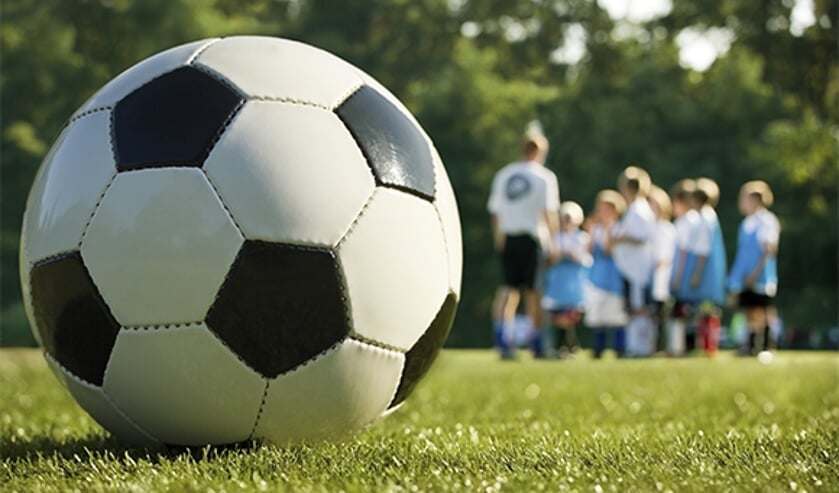 KSV verslaat Hugo Boys in Waardse voetbalderby.