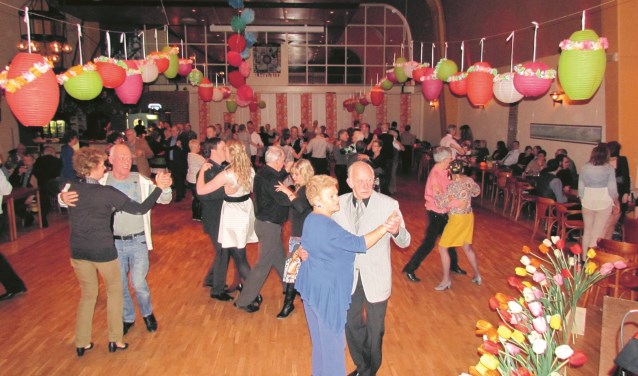 Op 7 december weer ouderwets dansen in Heemskerk voor oudere echtparen.
