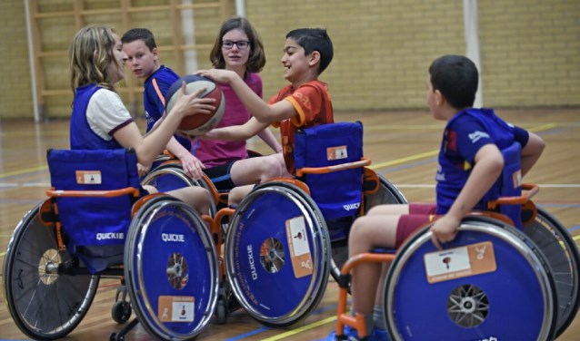(S)Cool on Wheels: Leven en sporten met een handicap.