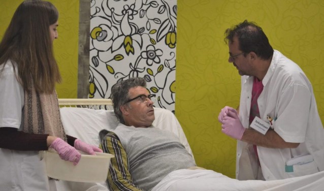 Diagnose: niet meer te redden! is een komisch stuk.