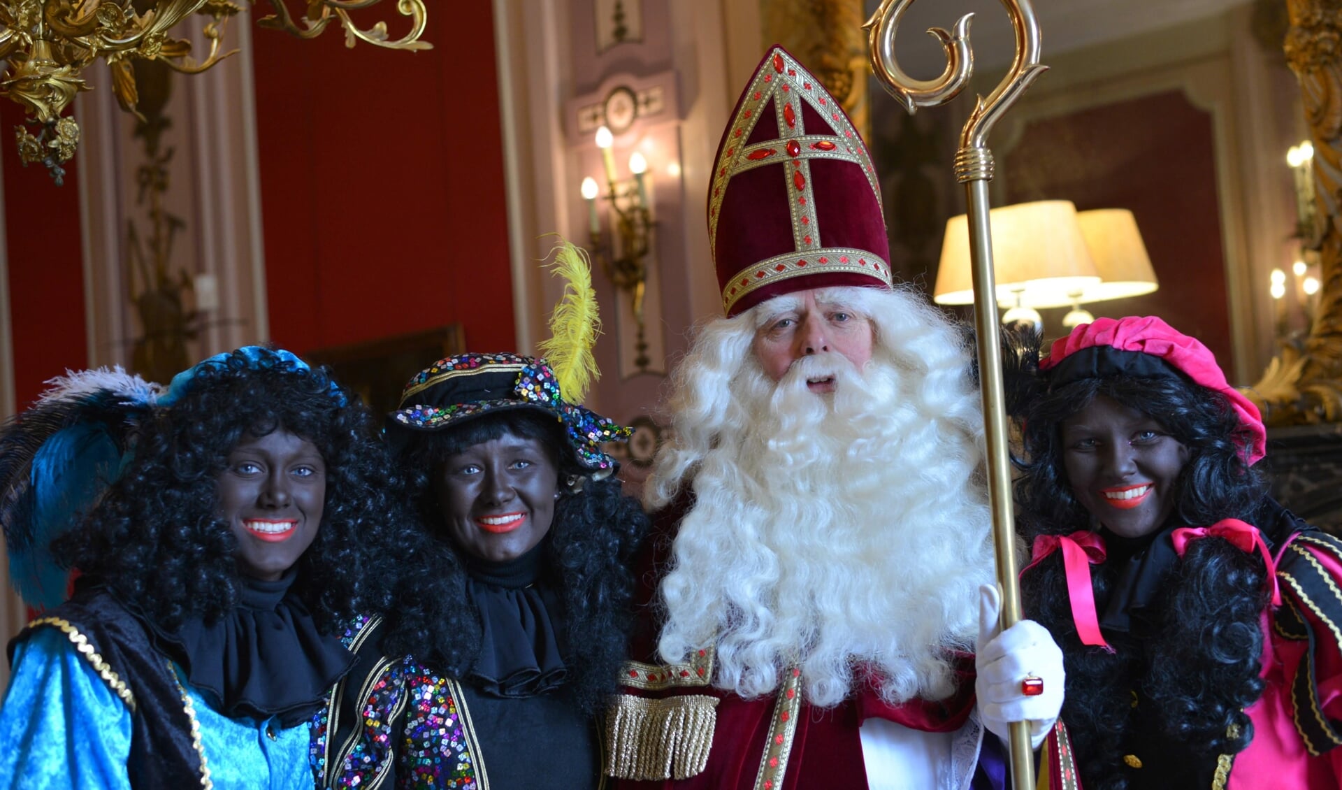 Sinterklaas en zijn Pieten komen zondag aan in Heemskerk.