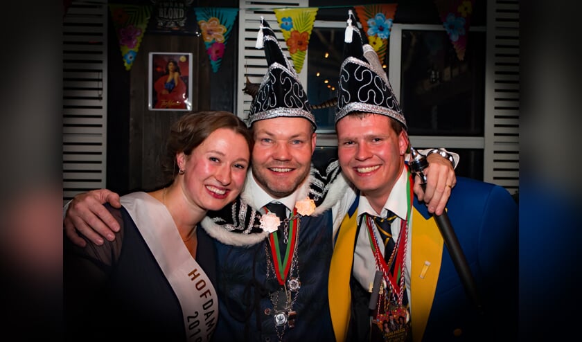 Hofdame Miranda, prins Bob en adjudant Kevin.