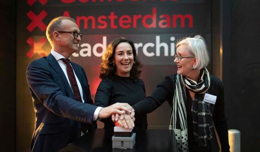 Burgemeester Halsema tijdens de opening van het stadsarchief Amsterdam Noord.
