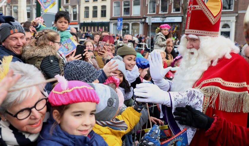 ALKMAAR, 09–11-2019, Sinterklaas Alkmaar,Sinterklaas, intocht, zwarte piet, roetveeg piet
