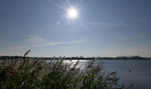 Uitzicht op de Toolenburgerplas.