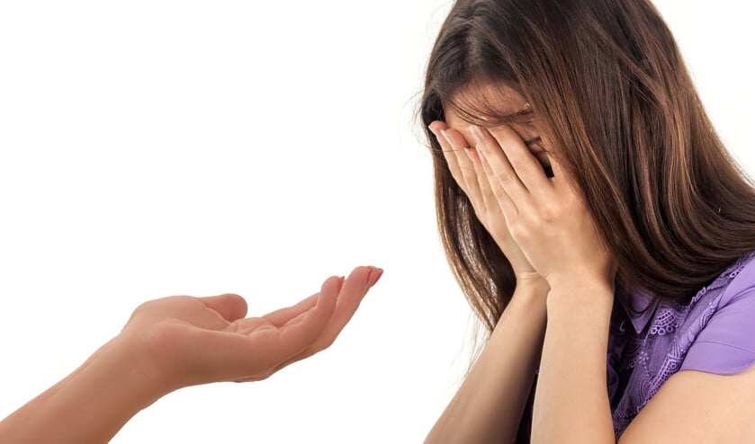 Moedige moeders reikt een helpende hand.