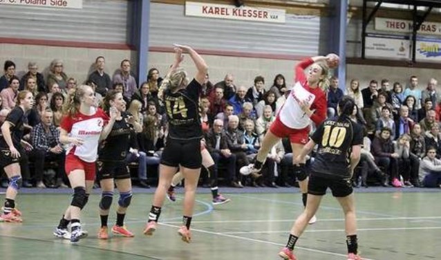 Archieffoto: Lotte Prak trefzeker Topscorer samen met Dominique Koppe met 5 Treffers.