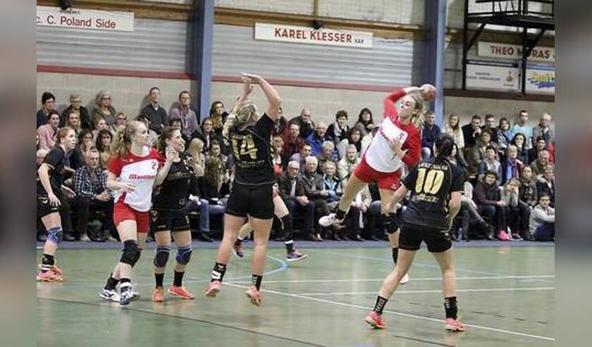 Archieffoto: Lotte Prak trefzeker Topscorer samen met Dominique Koppe met 5 Treffers.