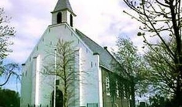 Dorpskerk in Durgerdam opent zijn deuren voor een dienst met Sint Maarten.