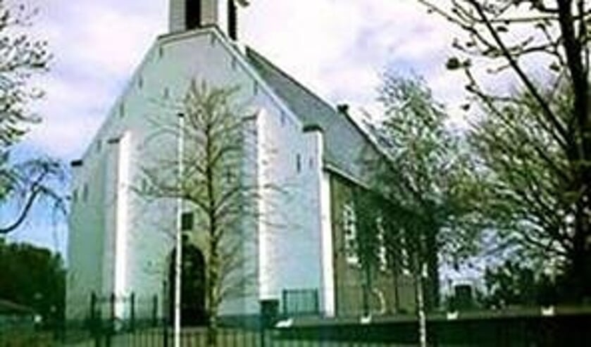 Dorpskerk in Durgerdam opent zijn deuren voor een dienst met Sint Maarten.