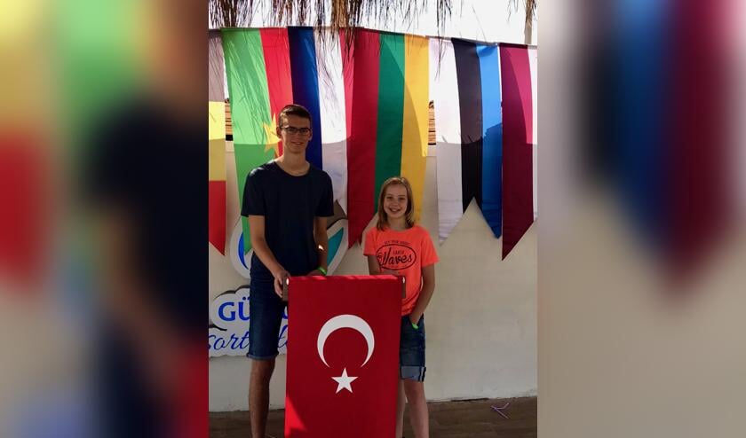 Jelle en Puck hopen te kunnen scoren op het WK jeugddammen in Turkije.