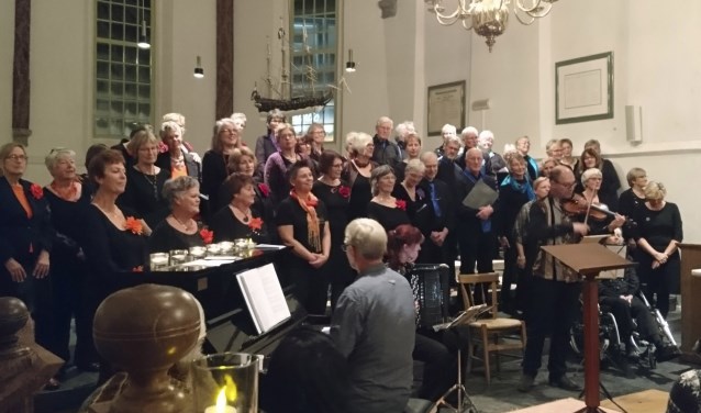 Het orkest van Harmonie Apollo Zaandijk.