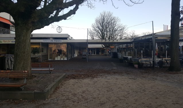 Herfstig doorkijkje op het Plein.