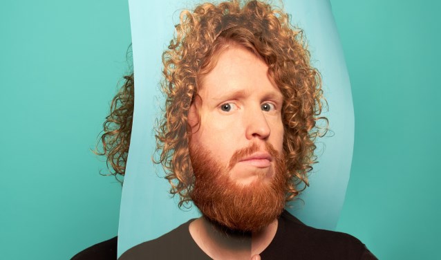 Kasper is door de Volkskrant uitgeroepen tot comedytalent van 2019.