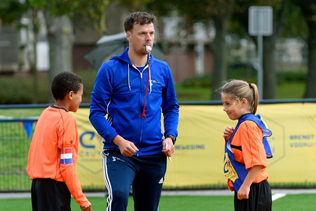 Jordy in de race voor buurtsportcoach.