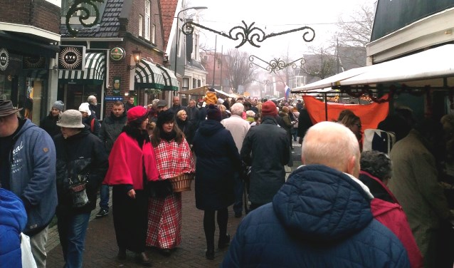 Gezellige drukte op een vorige Dickensmarkt.